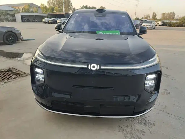 Changan Qiyuan Q07 — Фото автомобиля 2