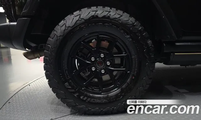 Jeep Wrangler — Фото автомобиля 5