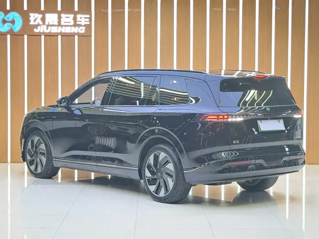 Dongfeng eπ 008 — Фото автомобиля 4