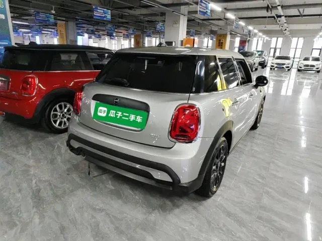 MINI Hatch — Фото автомобиля 6