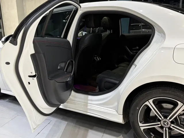 Mercedes-Benz A-Class — Фото автомобиля 5