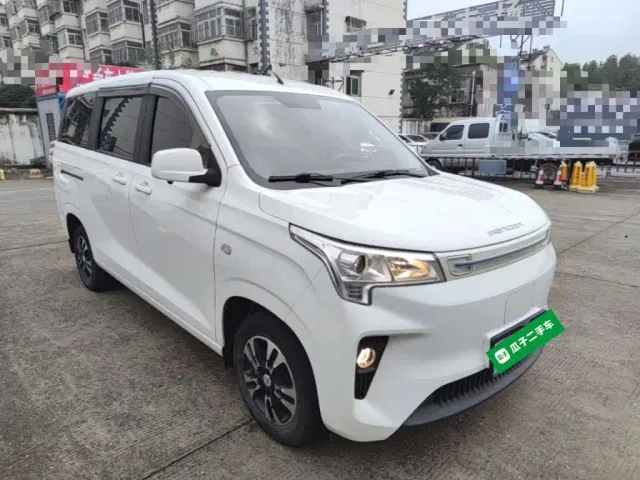 DFSK Fengguang E380 — Фото автомобиля 3