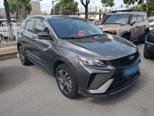 Geely Binyue — Фото автомобиля 3