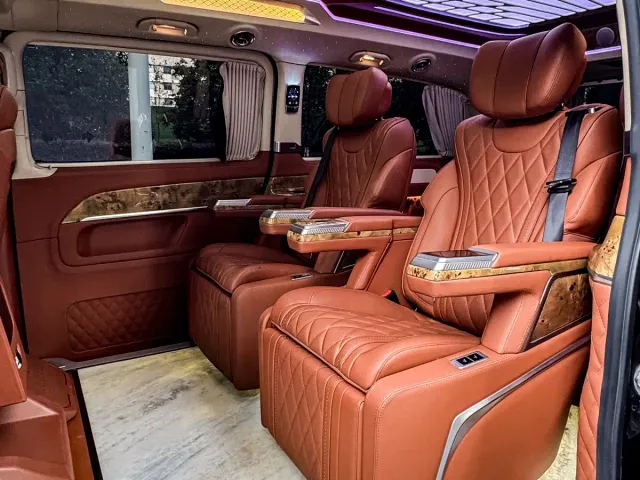Mercedes-Benz V-Class — Фото автомобиля 12