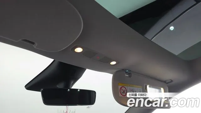 Tesla Model Y — Фото автомобиля 29