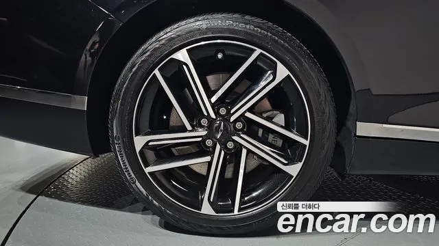 Genesis G80 RG3 — Фото автомобиля 5