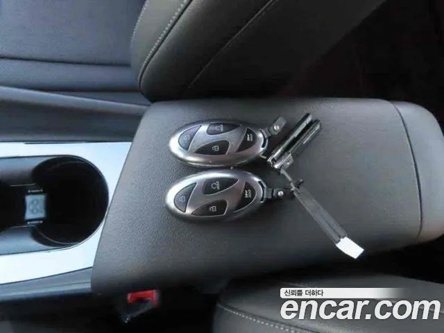 Hyundai Avante — Фото автомобиля 12