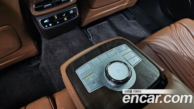 Genesis G80 Бензин 2.5 турбо AWD — Фото автомобиля 23