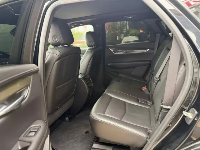 Cadillac XT5 — Фото автомобиля 10