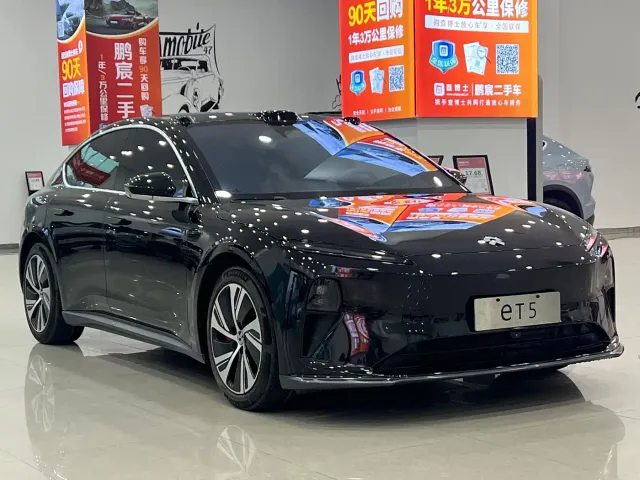 Nio ET5 — Фото автомобиля 3