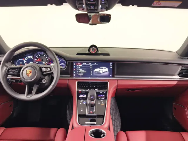 Porsche Panamera — Фото автомобиля 8