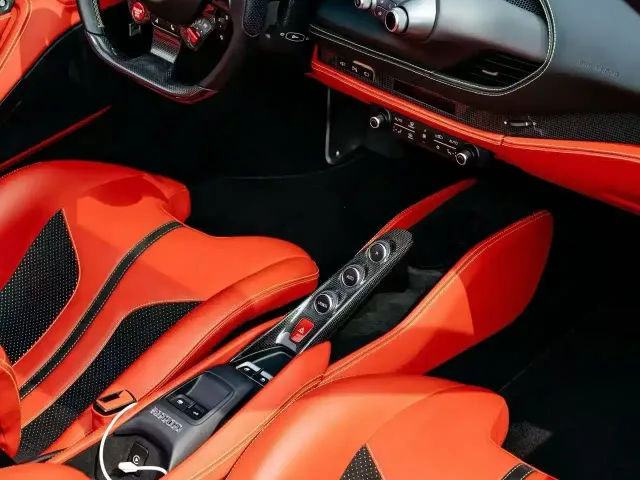 Ferrari F8 — Фото автомобиля 7