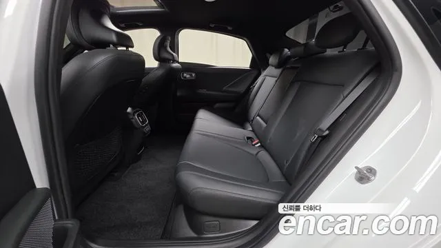 Hyundai Ioniq 6 — Фото автомобиля 18
