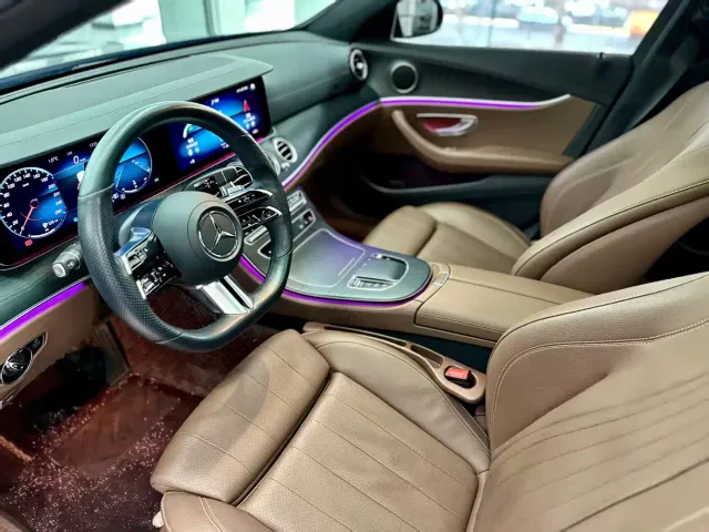 Mercedes-Benz E-Class — Фото автомобиля 11