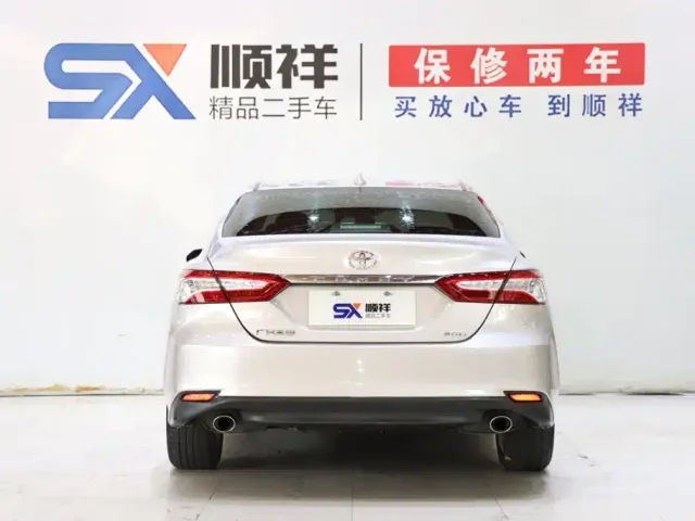 Toyota Camry — Фото автомобиля 6