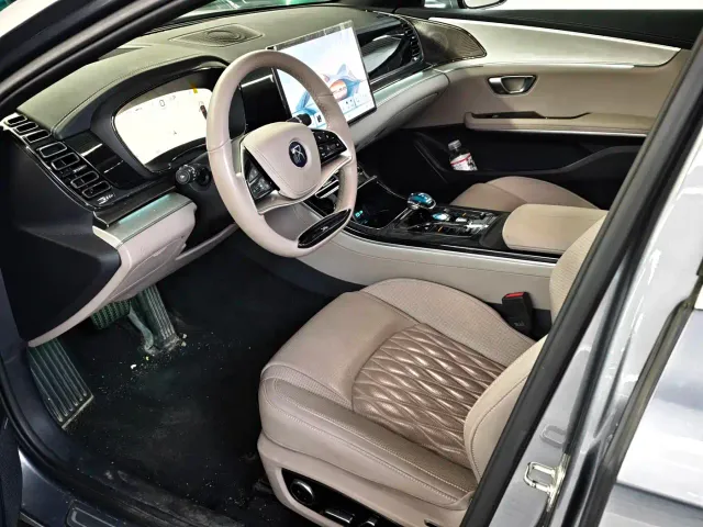 BYD Han — Фото автомобиля 13