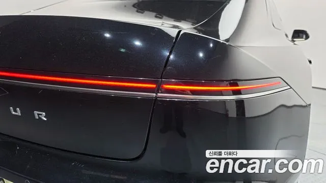 Hyundai Grandeur GN7 — Фото автомобиля 8