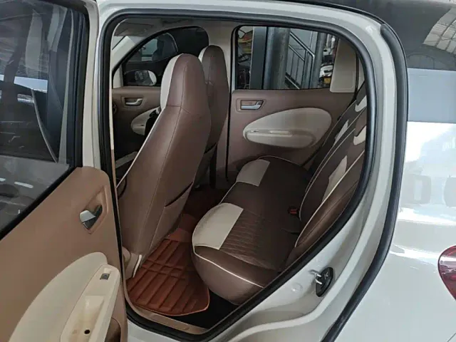 Wuling Hongguang Mini EV — Фото автомобиля 12
