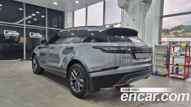Land Rover Range Rover Velar — Фото автомобиля 2