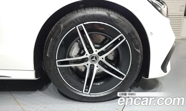 Mercedes-Benz E-Class W214 — Фото автомобиля 6