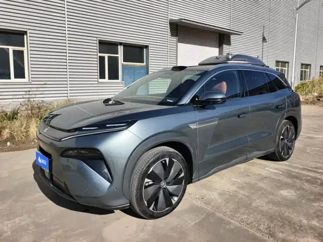 Фотография автомобиля — BYD Tang L