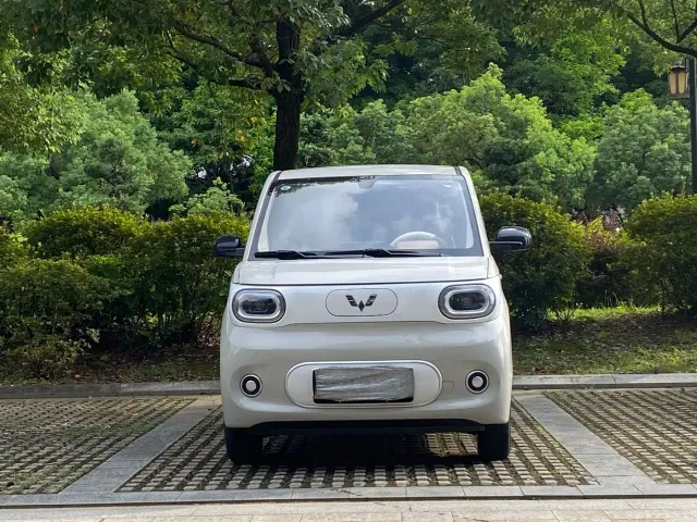 Wuling Hongguang Mini EV — Фото автомобиля 2