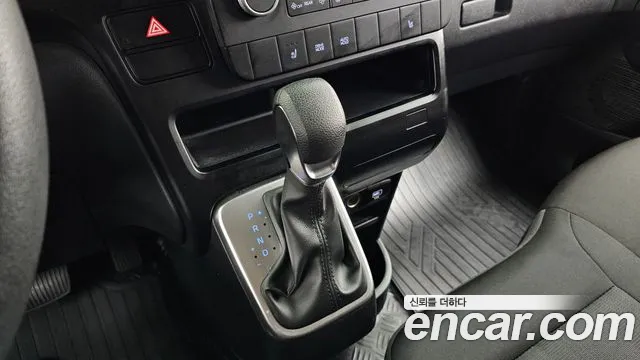 Hyundai Staria — Фото автомобиля 12