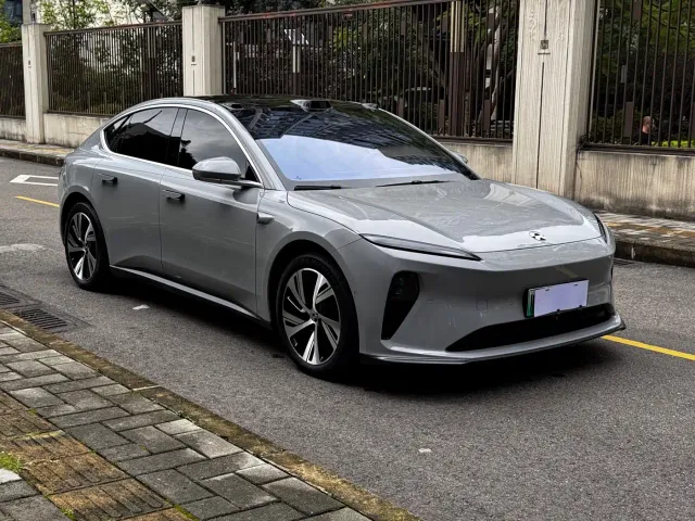 Nio ET5 — Фото автомобиля 3
