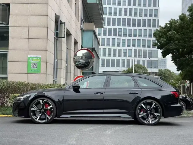 Audi RS 6 — Фото автомобиля 2