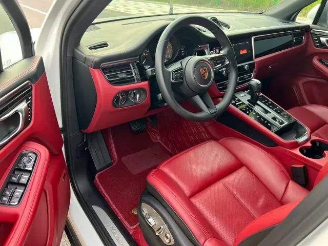 Porsche Macan — Фото автомобиля 4