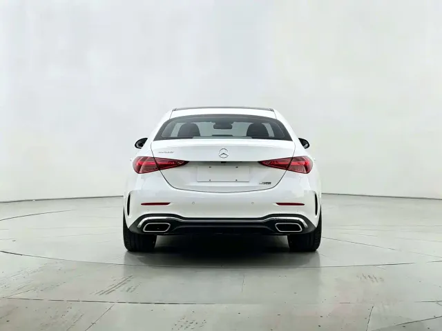 Mercedes-Benz C-Class — Фото автомобиля 9