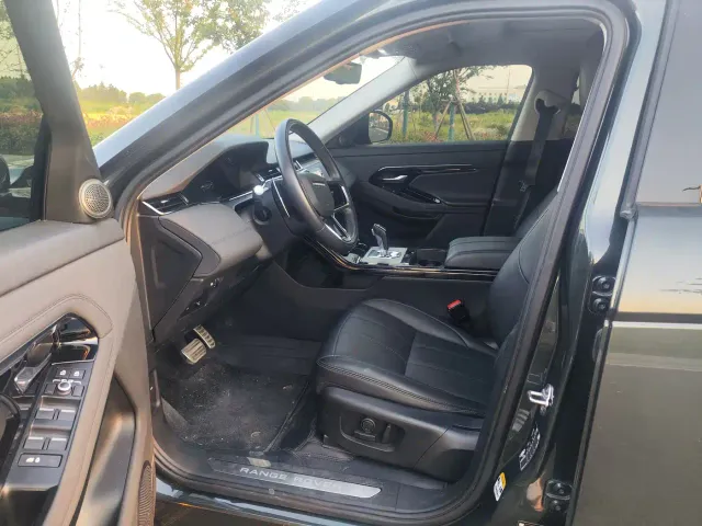 Land Rover Range Rover Evoque — Фото автомобиля 8