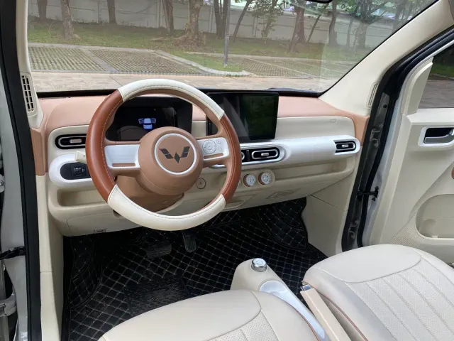 Wuling Hongguang Mini EV — Фото автомобиля 8