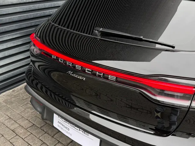 Porsche Macan — Фото автомобиля 23