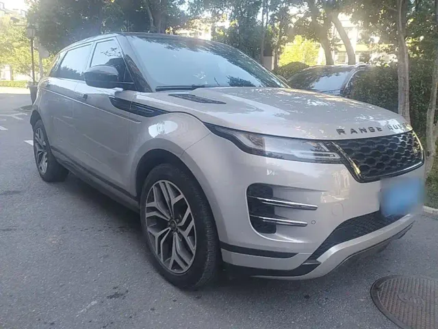 Land Rover Range Rover Evoque — Фото автомобиля 3