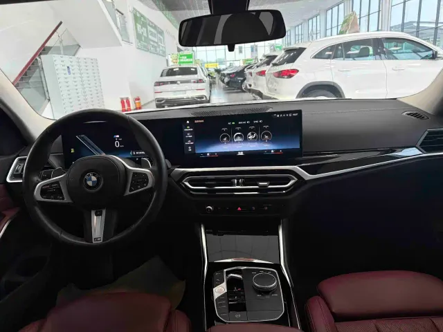 BMW 3 Series — Фото автомобиля 17