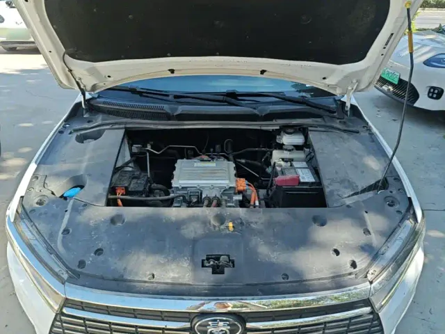BYD Qin — Фото автомобиля 19