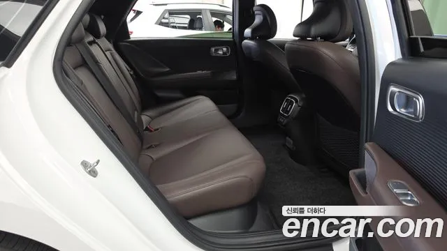 Hyundai Ioniq 6 — Фото автомобиля 18