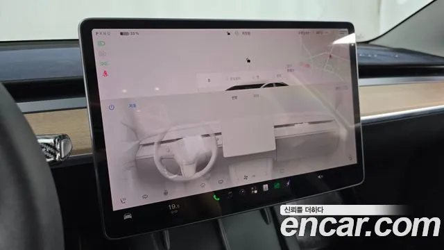 Tesla Model 3 — Фото автомобиля 18