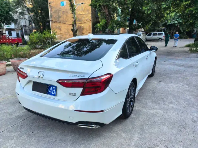 Honda Inspire — Фото автомобиля 5