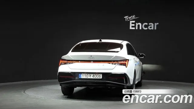 Hyundai Avante — Фото автомобиля 4