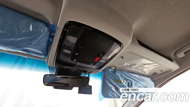 Hyundai Staria Staria 4WD Tourer 9 мест — Фото автомобиля 19