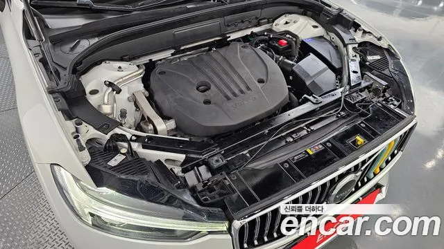 Volvo XC60 Generation 2 — Фото автомобиля 9