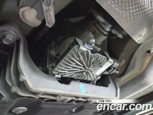 Genesis GV80 2.5T Бензин AWD — Фото автомобиля 19
