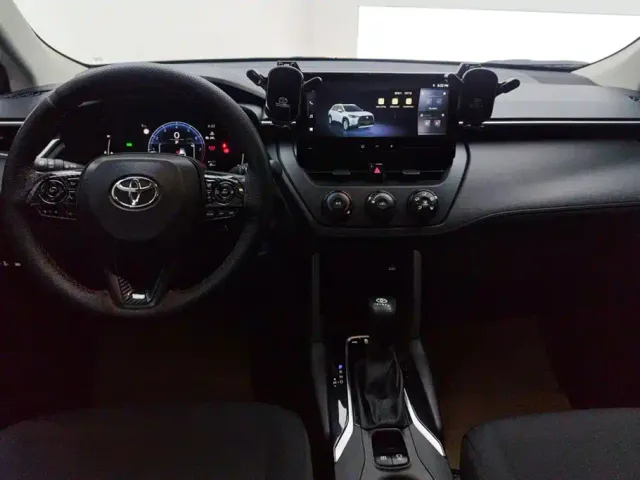 Toyota Corolla Cross — Фото автомобиля 12