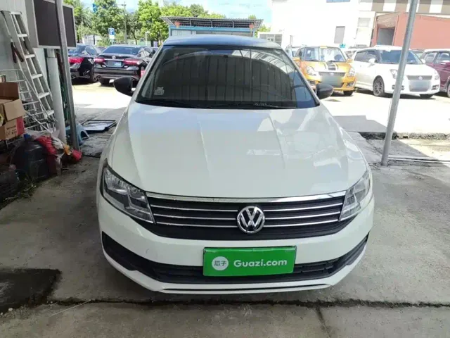 Volkswagen Lavida — Фото автомобиля 2