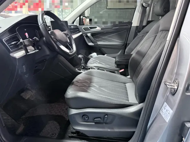 Volkswagen Tiguan L — Фото автомобиля 6