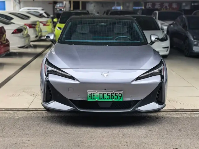 Arcfox Alpha S5 — Фото автомобиля 2