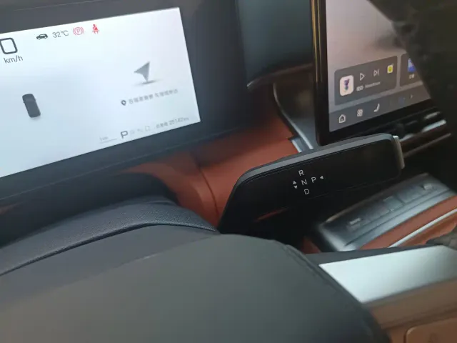 BYD FangChengBao Titanium 7 — Фото автомобиля 11