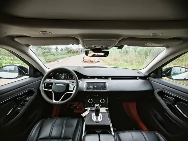 Land Rover Range Rover Evoque — Фото автомобиля 6
